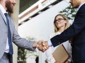Szkoła wystąpień publicznych - niezbędnik prezentera